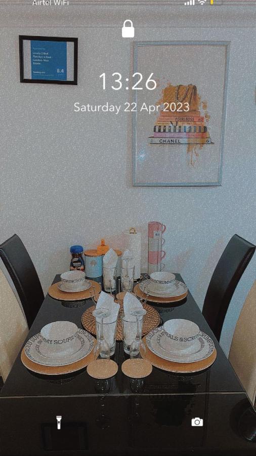 Lovely 2 Bed Flat/Apt In East London- Nice Estate. Dagenham Eksteriør bilde